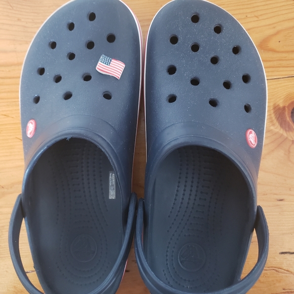 CROCS - Picture 2 of 6